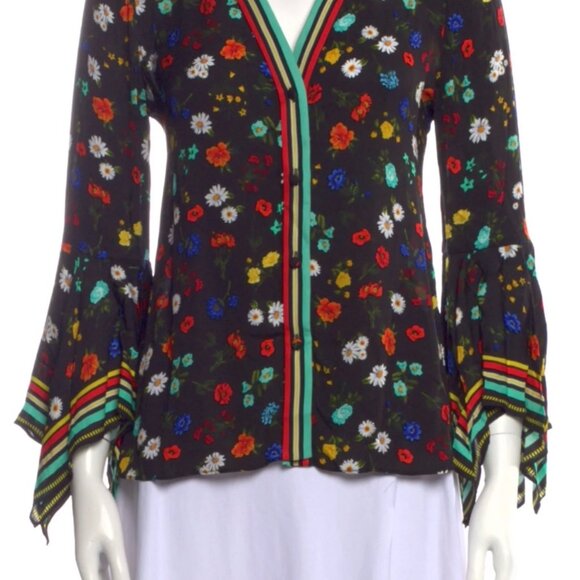 Alice + Olivia Floral Print V-Neck Button-Up Top - Picture 4 of 6